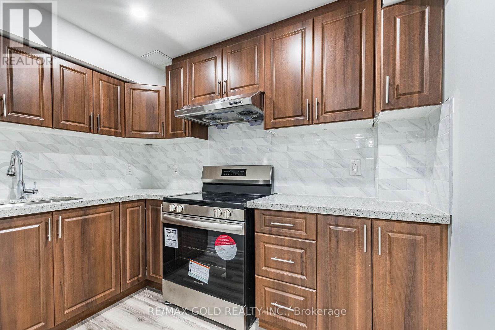 44 Roulette Crescent, Brampton (Northwest Brampton), Ontario  L7A 4R6 - Photo 36 - W12907254