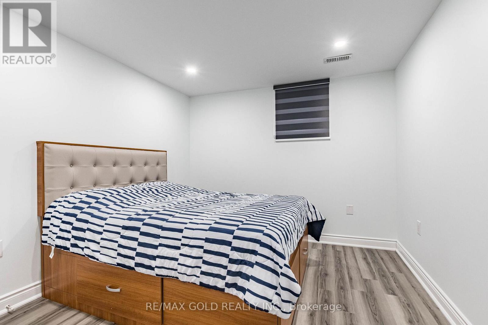 44 Roulette Crescent, Brampton (Northwest Brampton), Ontario  L7A 4R6 - Photo 38 - W12907254