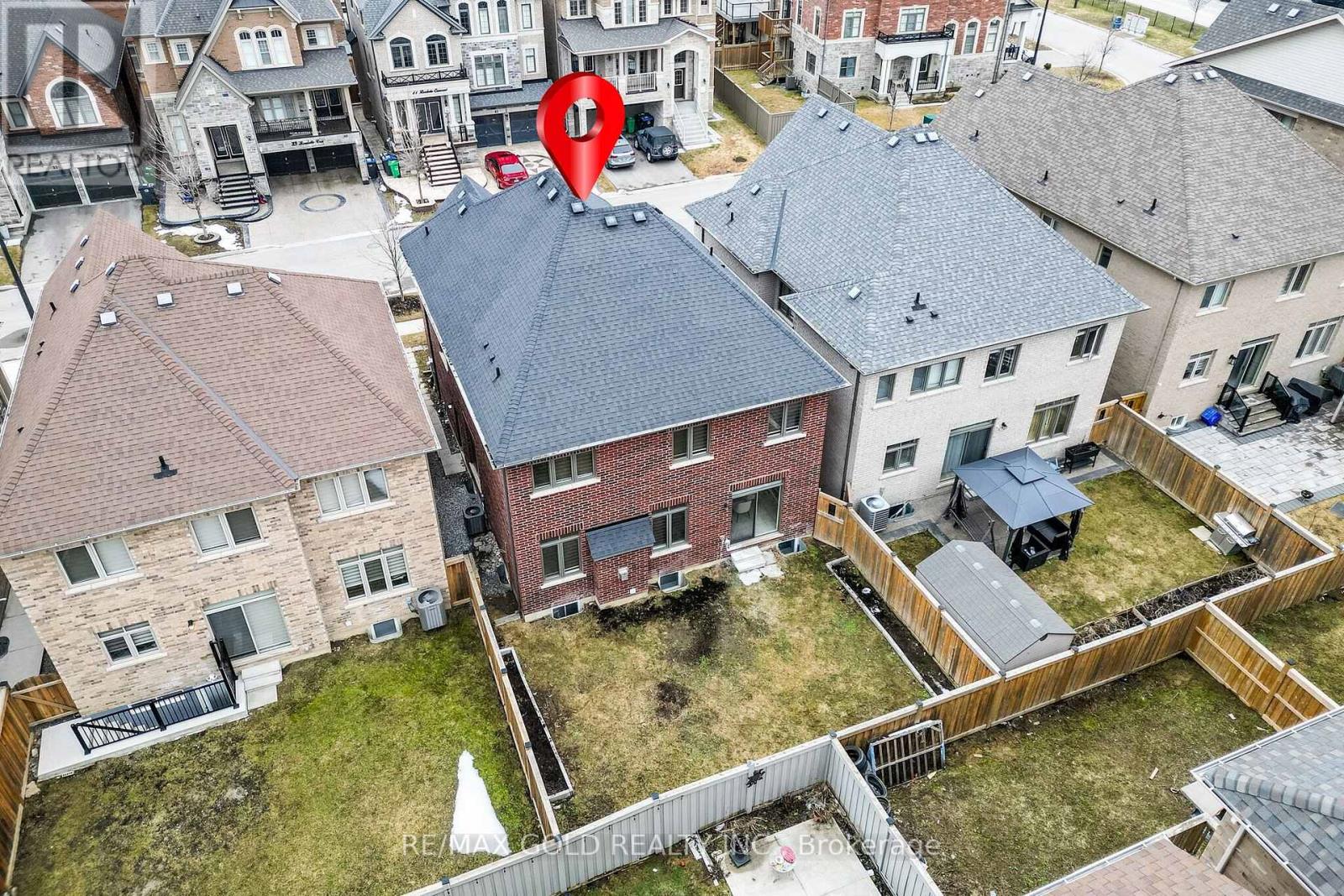 44 Roulette Crescent, Brampton (Northwest Brampton), Ontario  L7A 4R6 - Photo 43 - W12907254