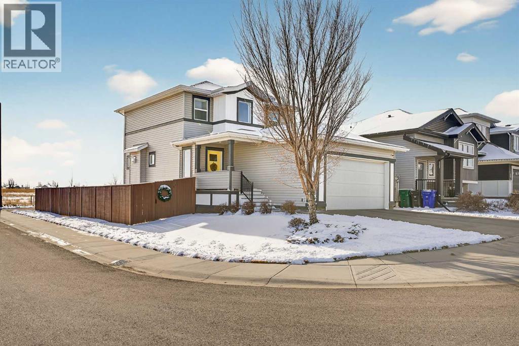 148 Cabot Landing W, Lethbridge, Alberta  T1J 5K3 - Photo 2 - A2292443