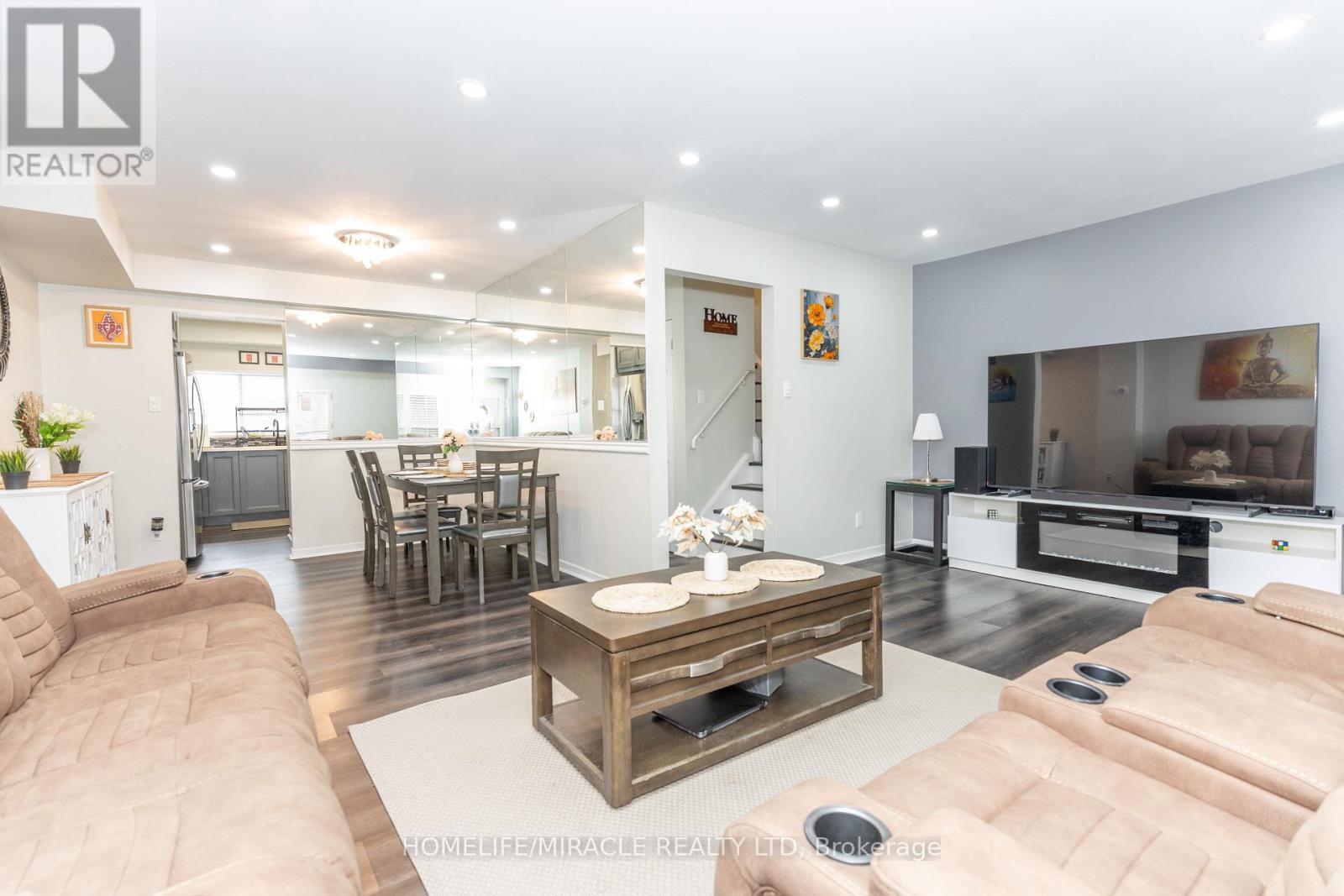 2 - 90 Castlebury Crescent, Toronto (Bayview Woods-Steeles), Ontario  M2H 1W8 - Photo 15 - C12906630