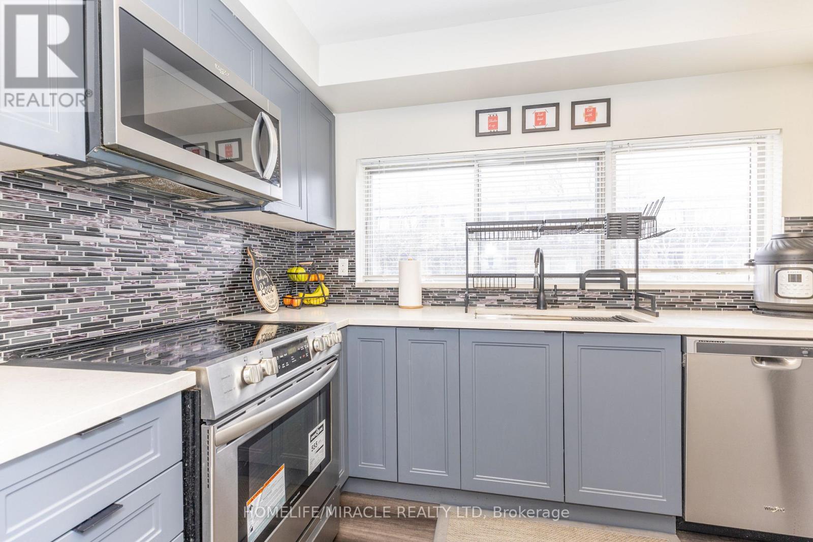 2 - 90 Castlebury Crescent, Toronto (Bayview Woods-Steeles), Ontario  M2H 1W8 - Photo 36 - C12906630