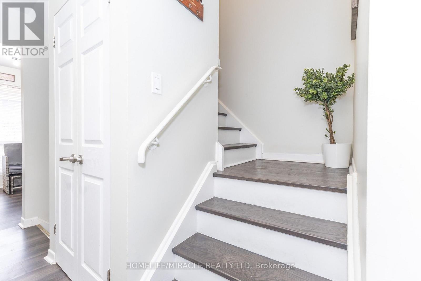 2 - 90 Castlebury Crescent, Toronto (Bayview Woods-Steeles), Ontario  M2H 1W8 - Photo 48 - C12906630