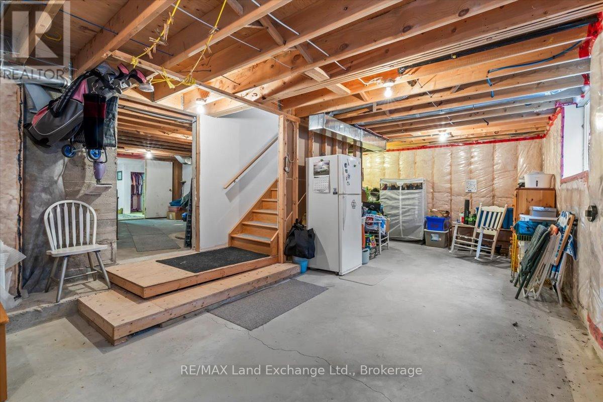 737 Green Street, Saugeen Shores, Ontario  N0H 2C4 - Photo 21 - X12907278