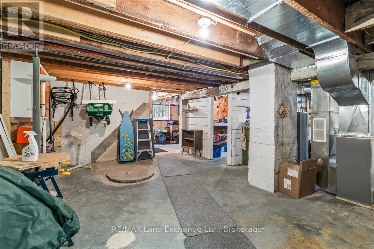 737 Green Street, Saugeen Shores, Ontario  N0H 2C4 - Photo 28 - X12907278