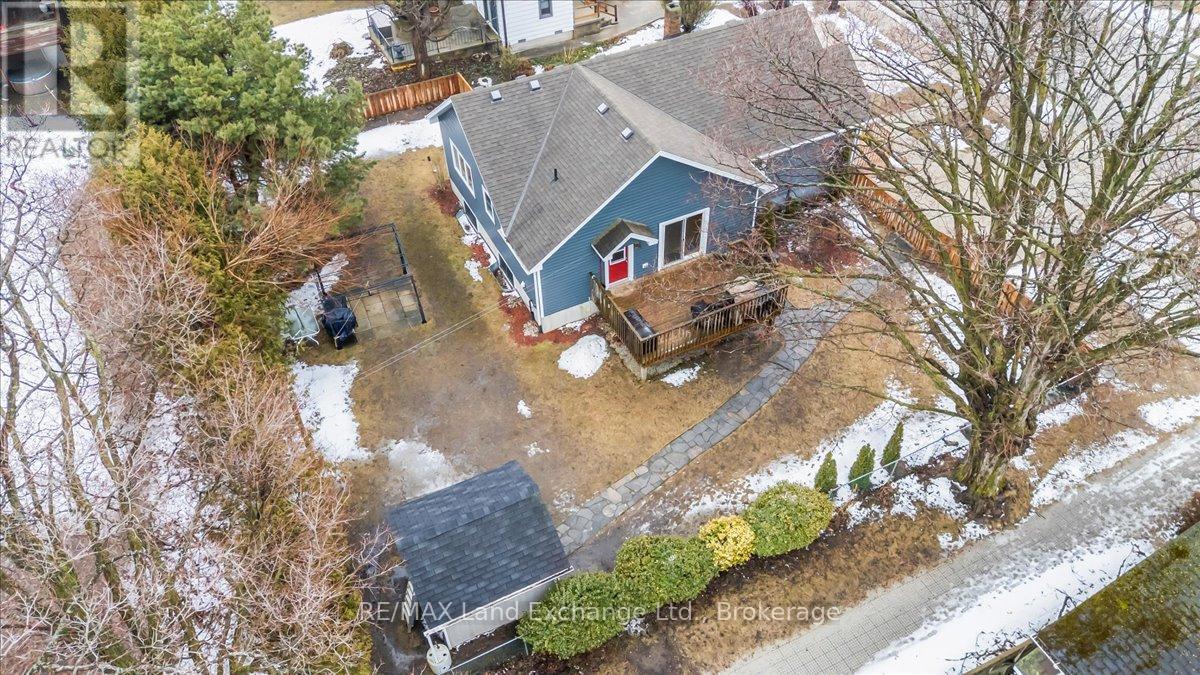 737 Green Street, Saugeen Shores, Ontario  N0H 2C4 - Photo 31 - X12907278