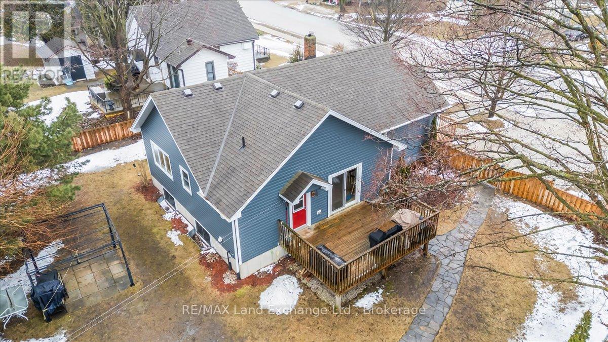 737 Green Street, Saugeen Shores, Ontario  N0H 2C4 - Photo 32 - X12907278