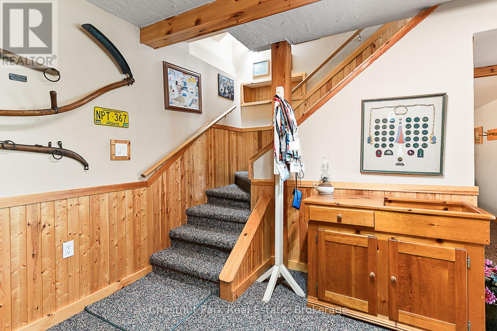 1003 Arnott Lane, Dysart Et Al (Guilford), Ontario  K0M 1S0 - Photo 31 - X12907282