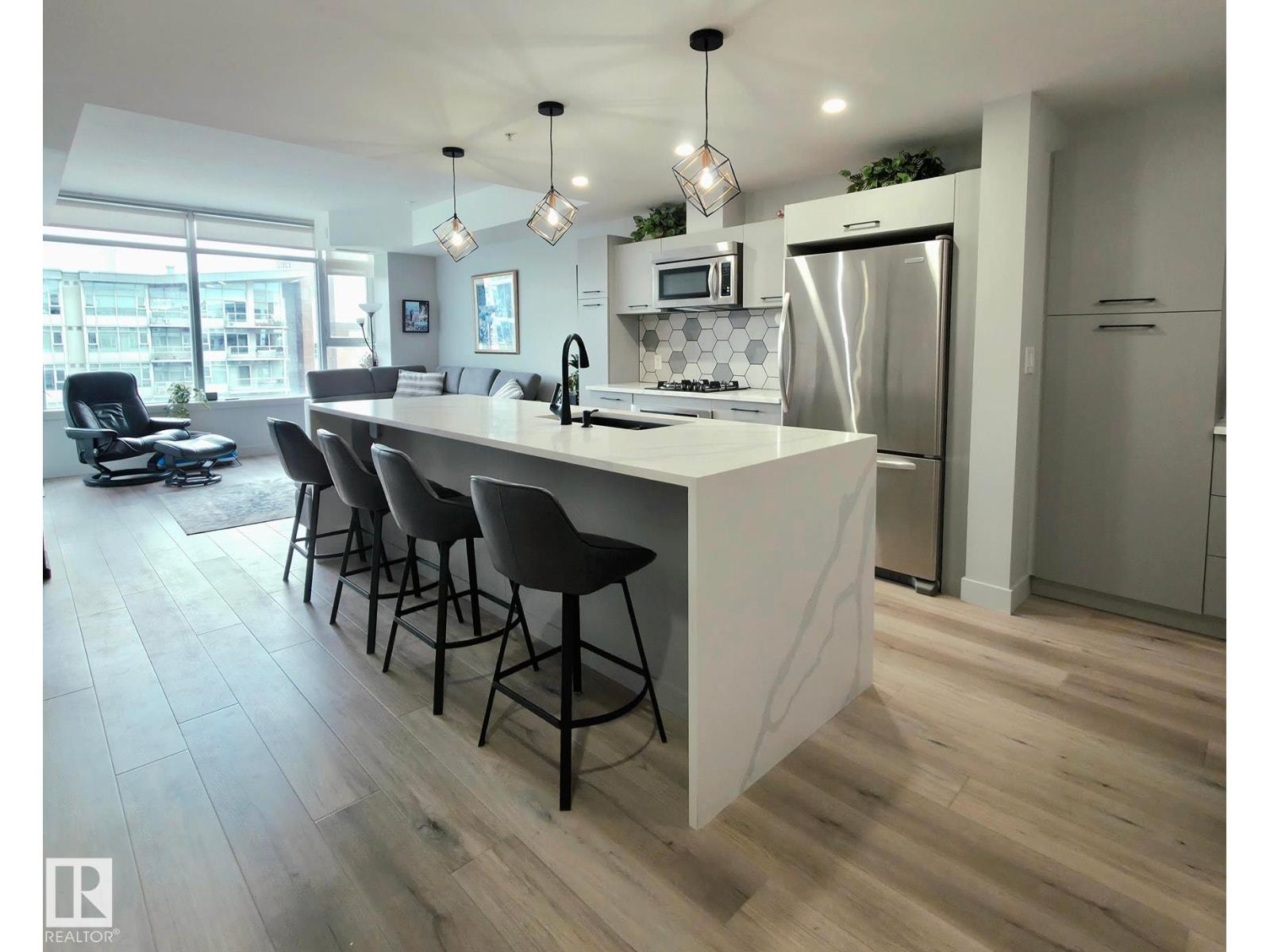 #703 2606 109 ST NW, edmonton, Alberta