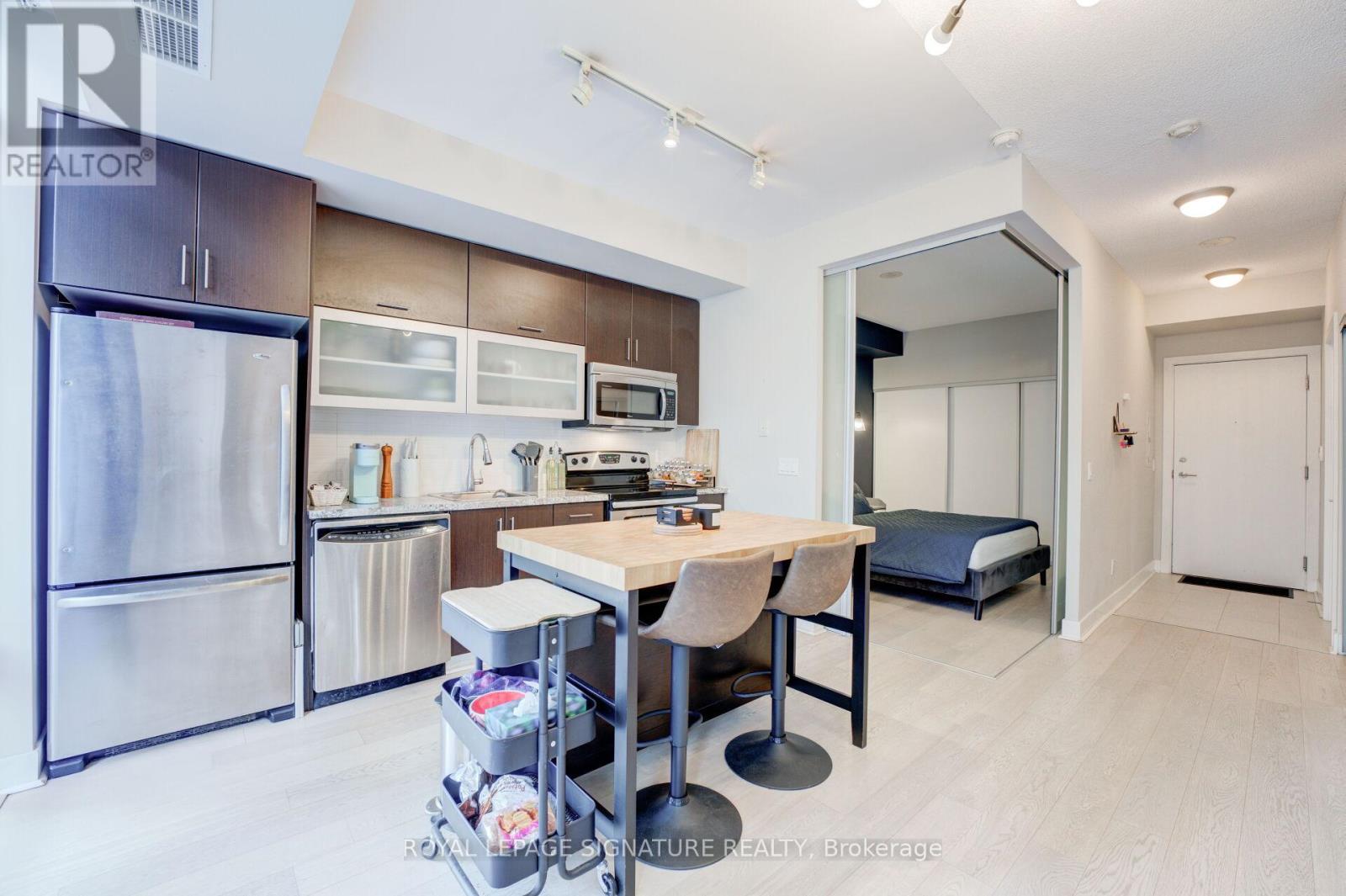 602 - 90 Stadium Road, Toronto, Ontario M5V 3W5 - Photo 24 - C12907276