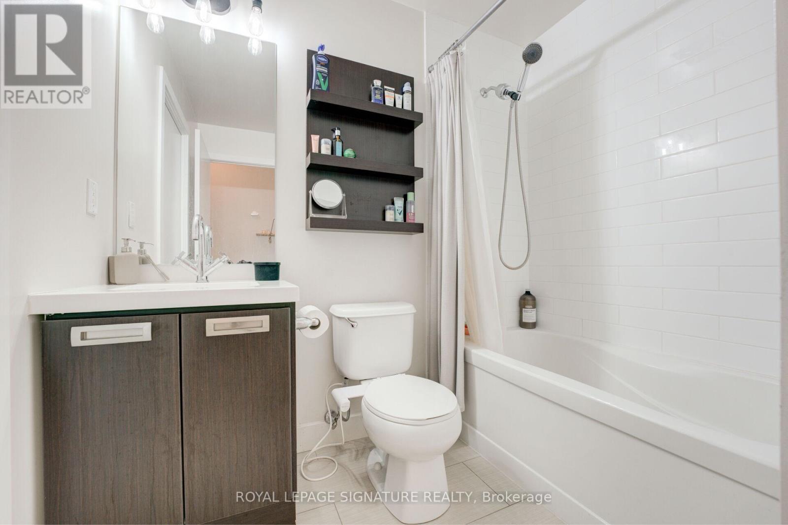 602 - 90 Stadium Road, Toronto, Ontario M5V 3W5 - Photo 32 - C12907276