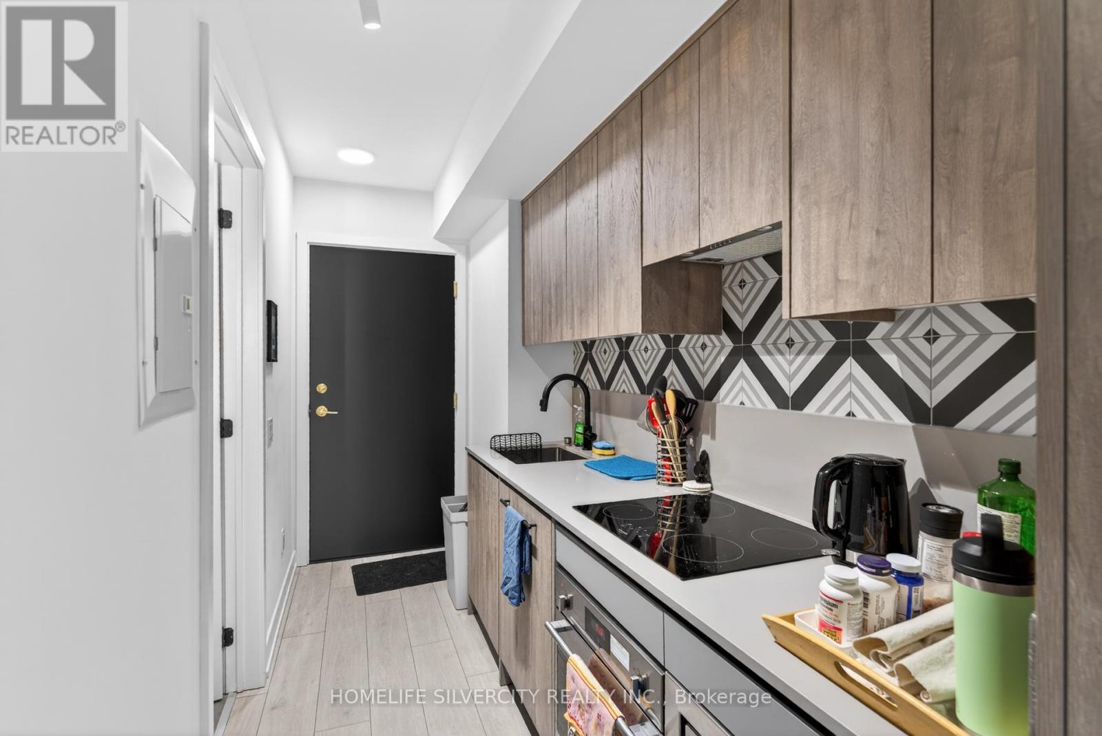 222 - 5 Lakeview Avenue, Toronto, Ontario  M6J 0H3 - Photo 18 - C12907286