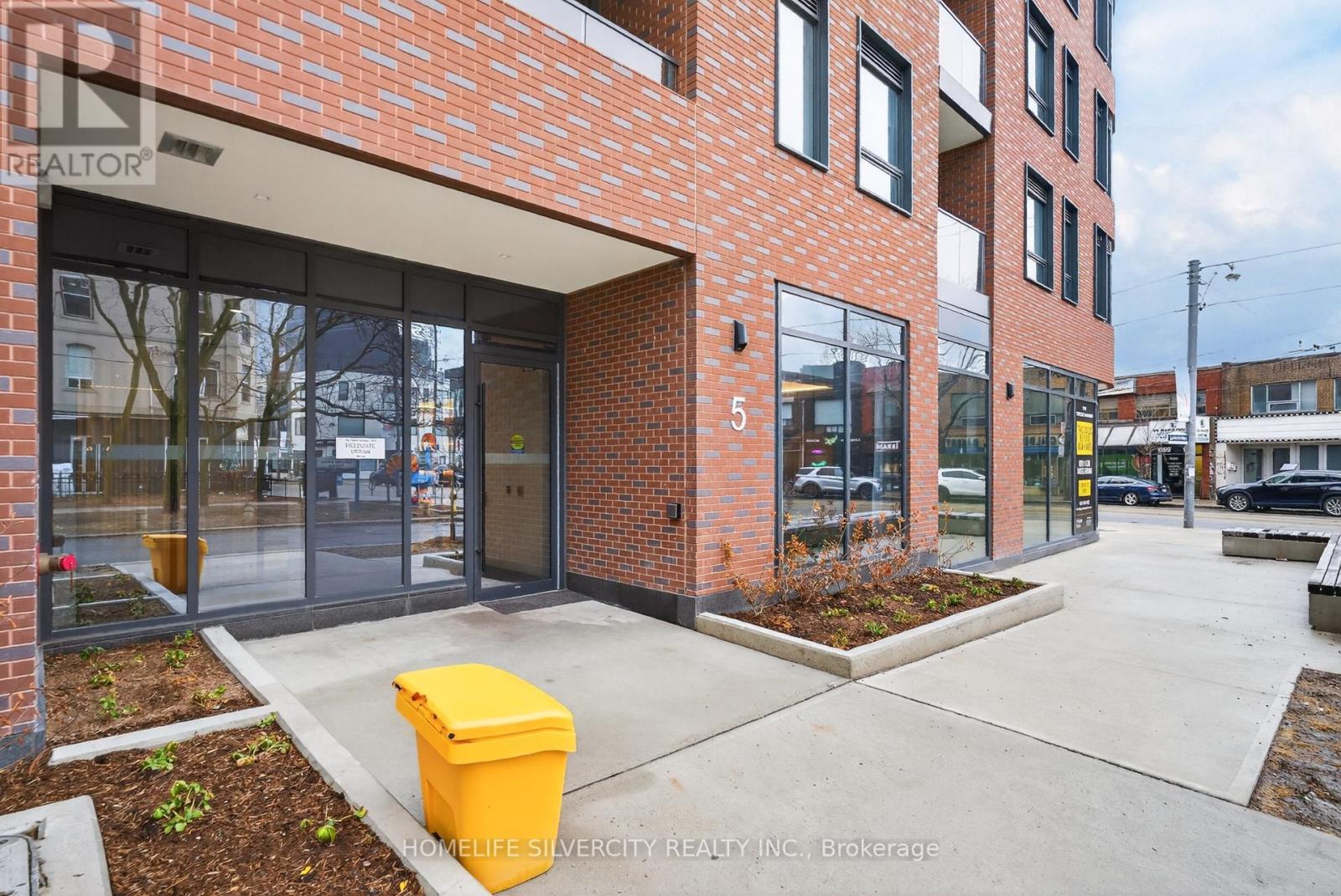 222 - 5 Lakeview Avenue, Toronto, Ontario  M6J 0H3 - Photo 5 - C12907286