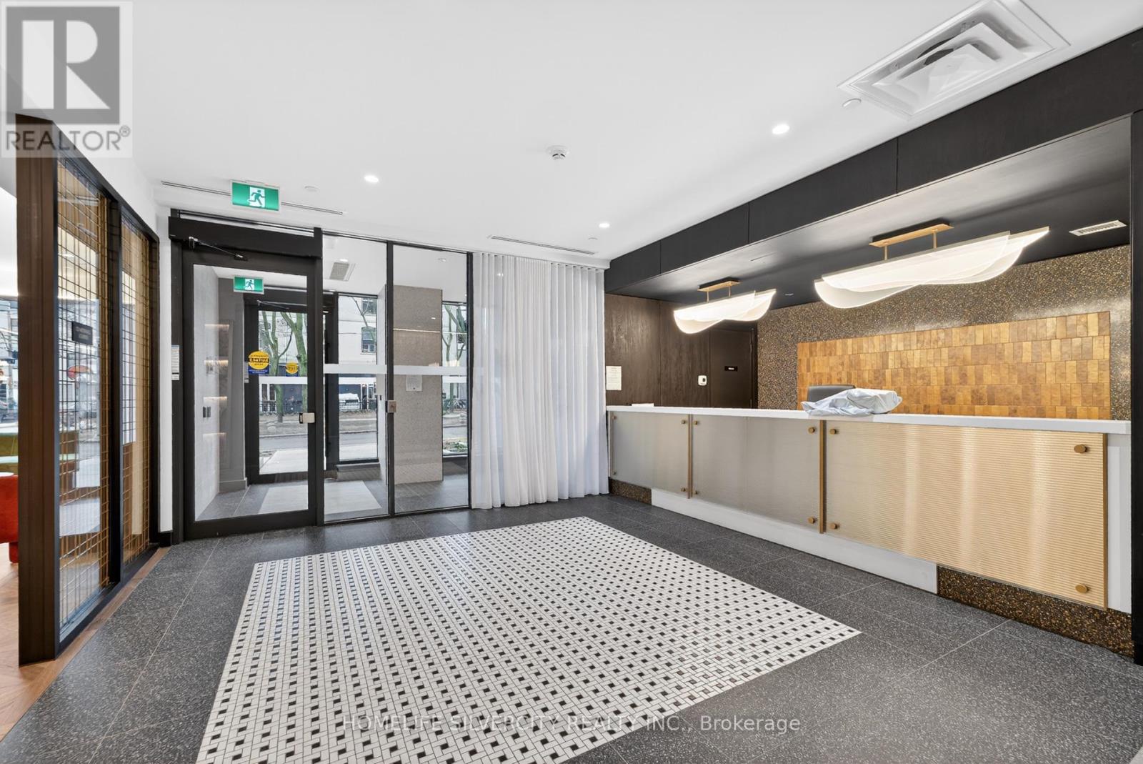 222 - 5 Lakeview Avenue, Toronto, Ontario  M6J 0H3 - Photo 7 - C12907286