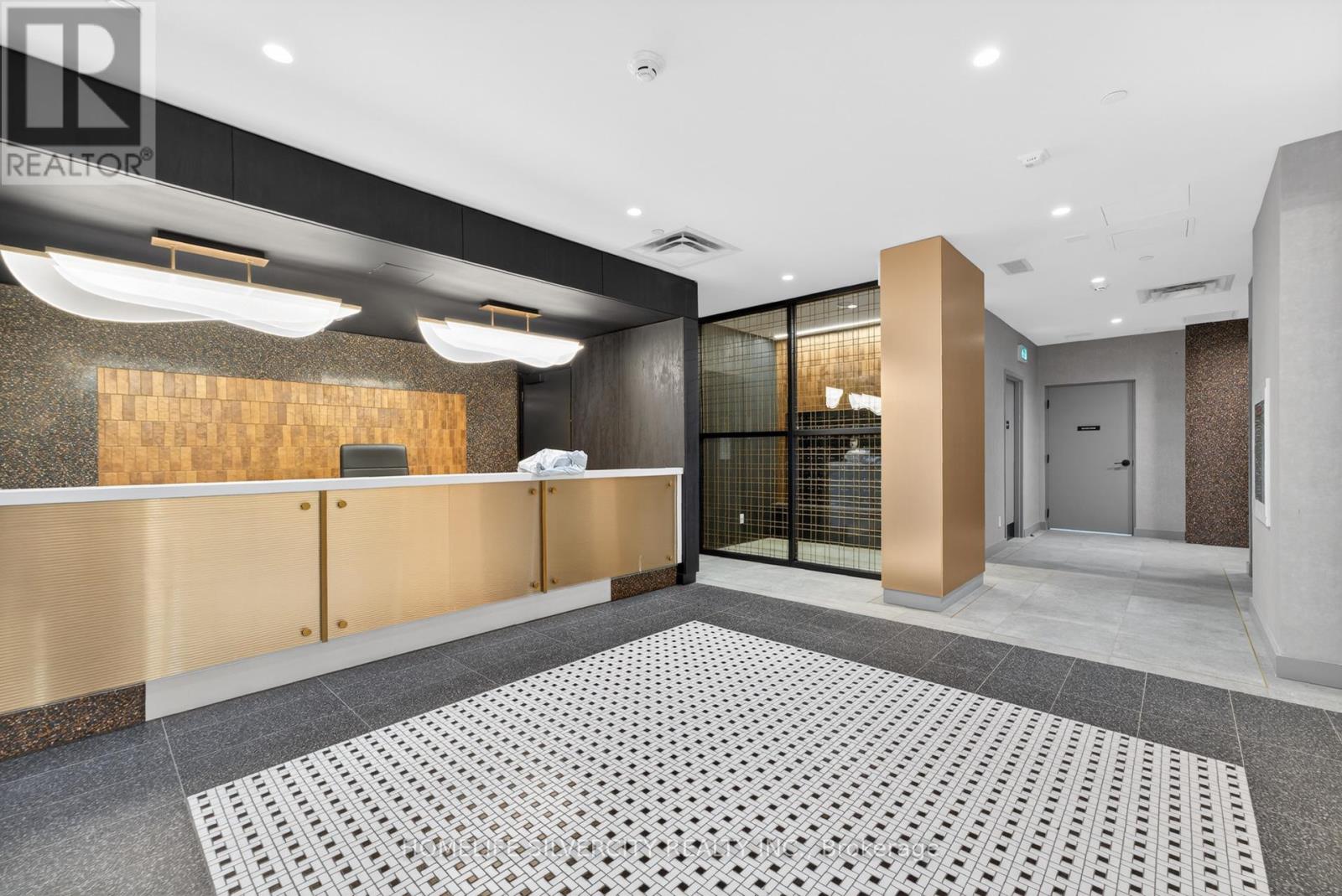 222 - 5 Lakeview Avenue, Toronto, Ontario  M6J 0H3 - Photo 8 - C12907286