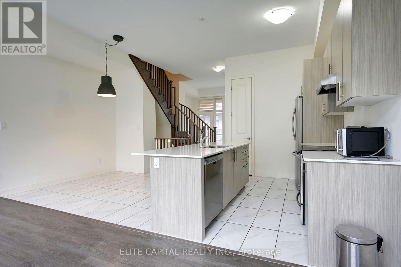 26 Brunet Drive, Vaughan, Ontario  L4H 4R6 - Photo 7 - N12907264