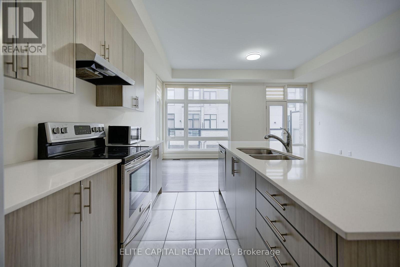 26 Brunet Drive, Vaughan, Ontario  L4H 4R6 - Photo 9 - N12907264