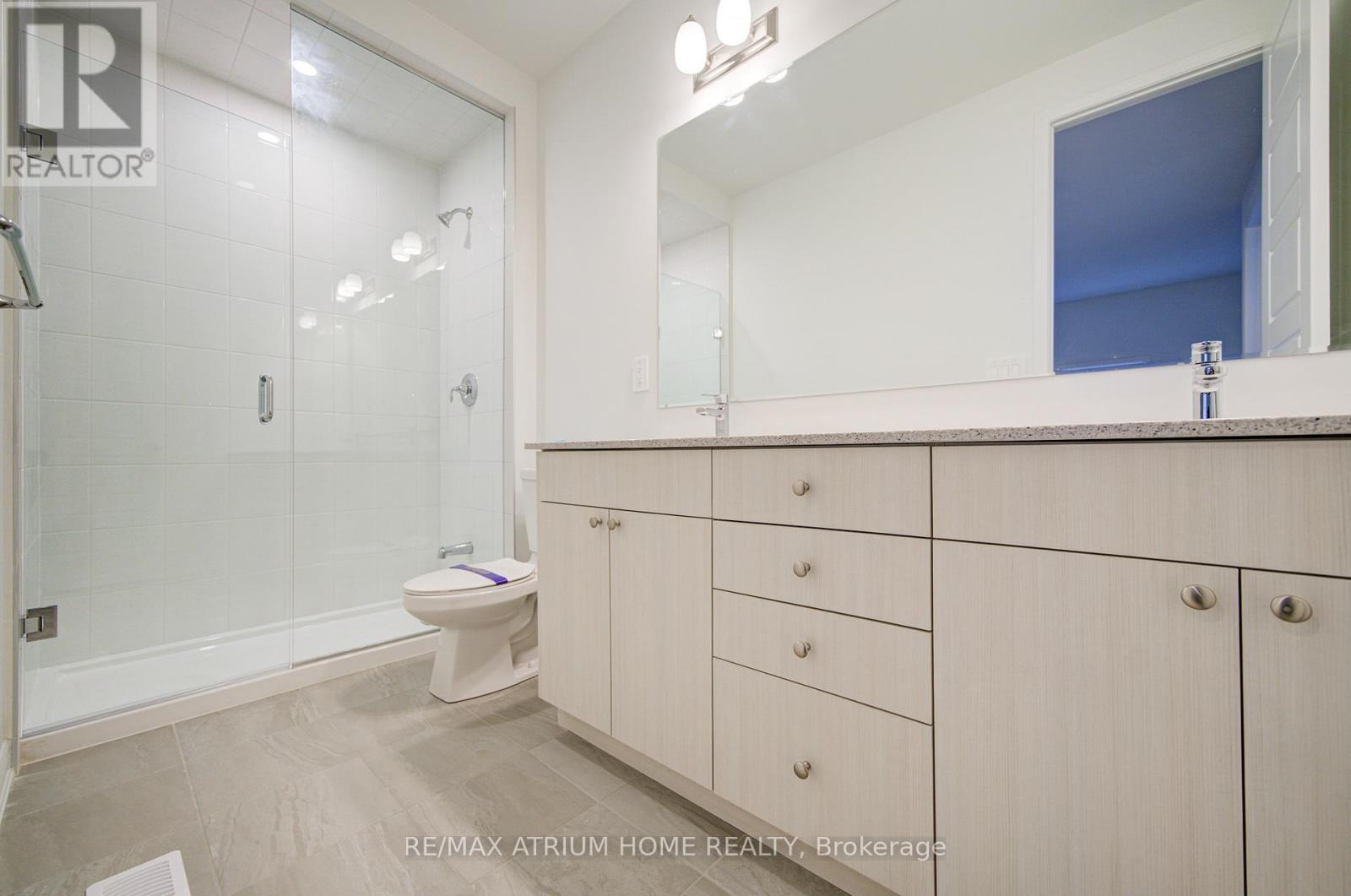 125 Leslie Richard Avenue, Markham, Ontario  L6C 1N3 - Photo 24 - N12907274