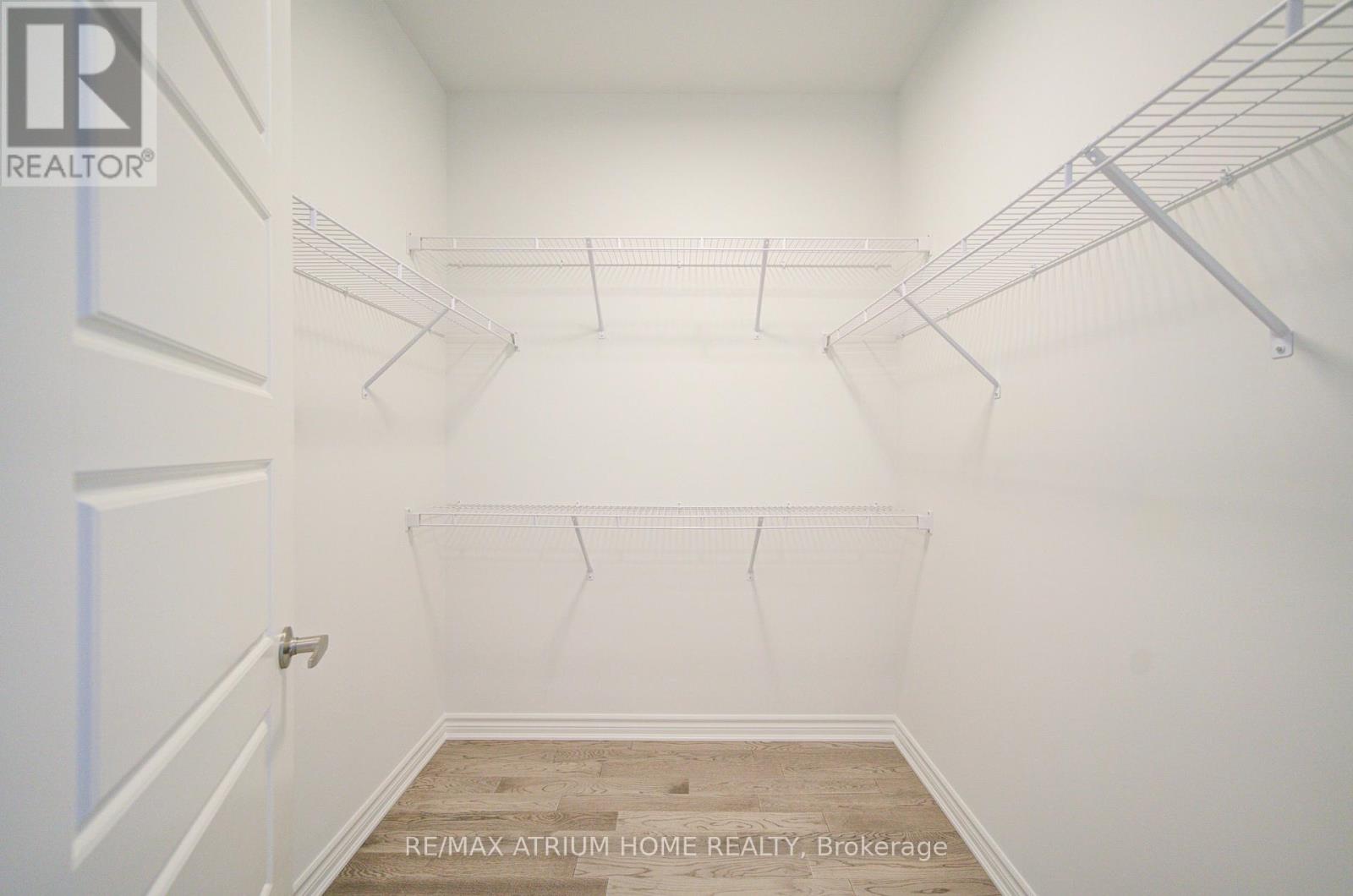 125 Leslie Richard Avenue, Markham, Ontario  L6C 1N3 - Photo 31 - N12907274