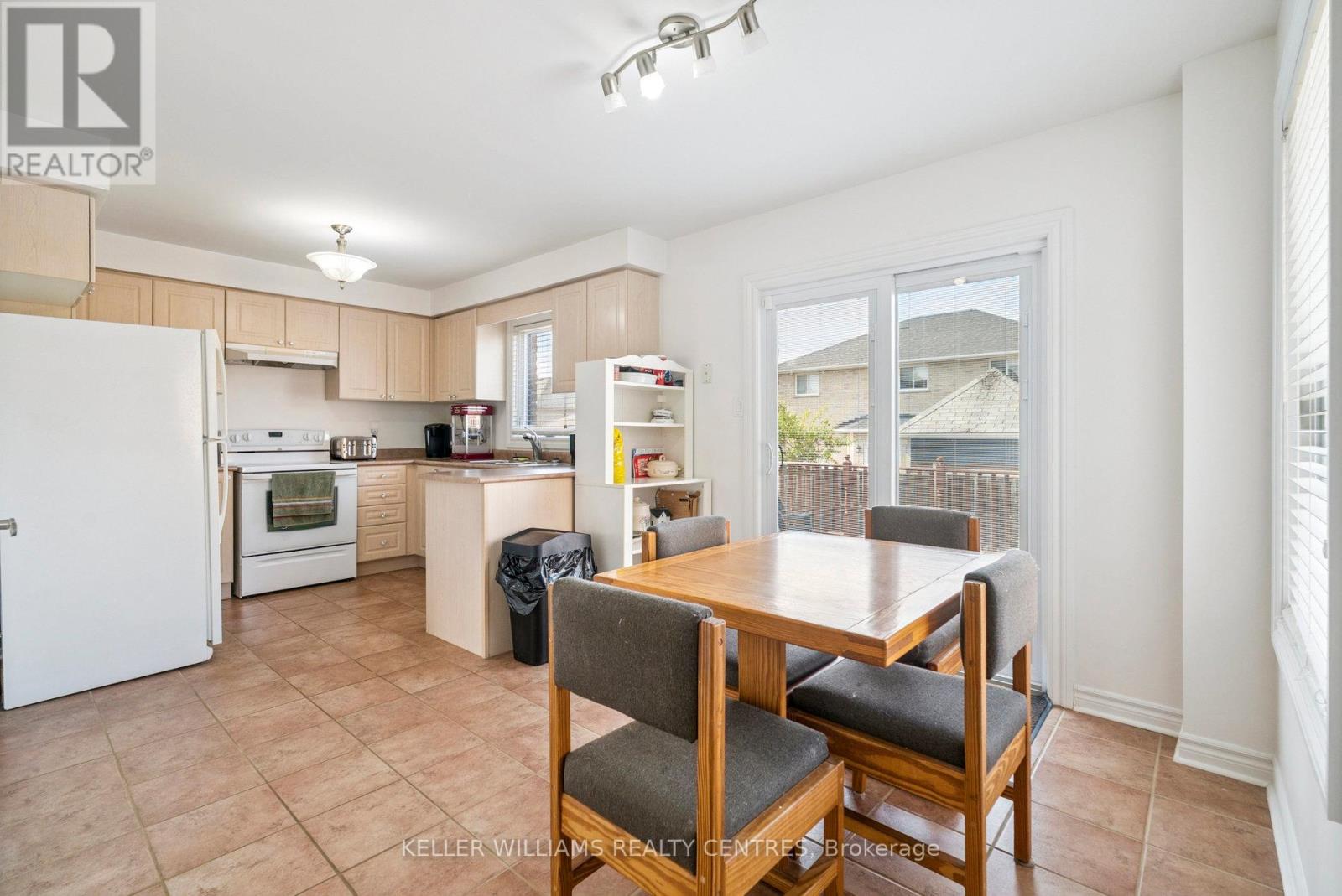 78 Stephanie Lane, Barrie (Painswick South), Ontario  L4N 0V9 - Photo 10 - S12907268