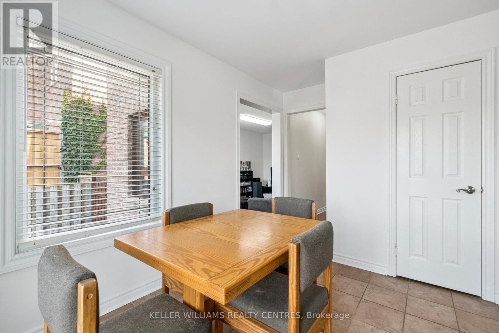 78 Stephanie Lane, Barrie (Painswick South), Ontario  L4N 0V9 - Photo 11 - S12907268