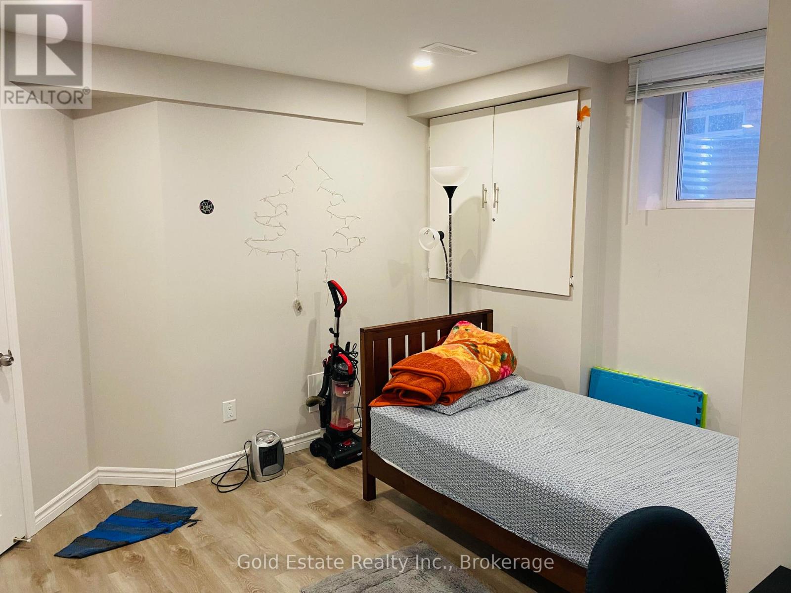 Lower - 3158 Baytree Court, Mississauga, Ontario  L5N 7P1 - Photo 4 - W12907272