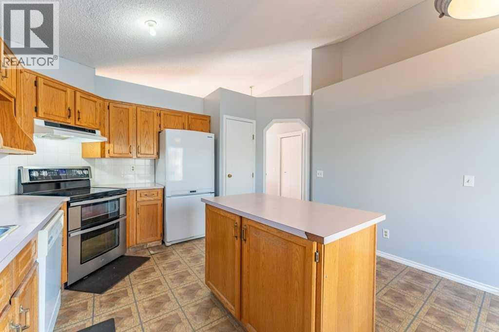 3606 Douglas Woods Heights Se, Calgary, Alberta  T2Z 2G4 - Photo 7 - A2291103