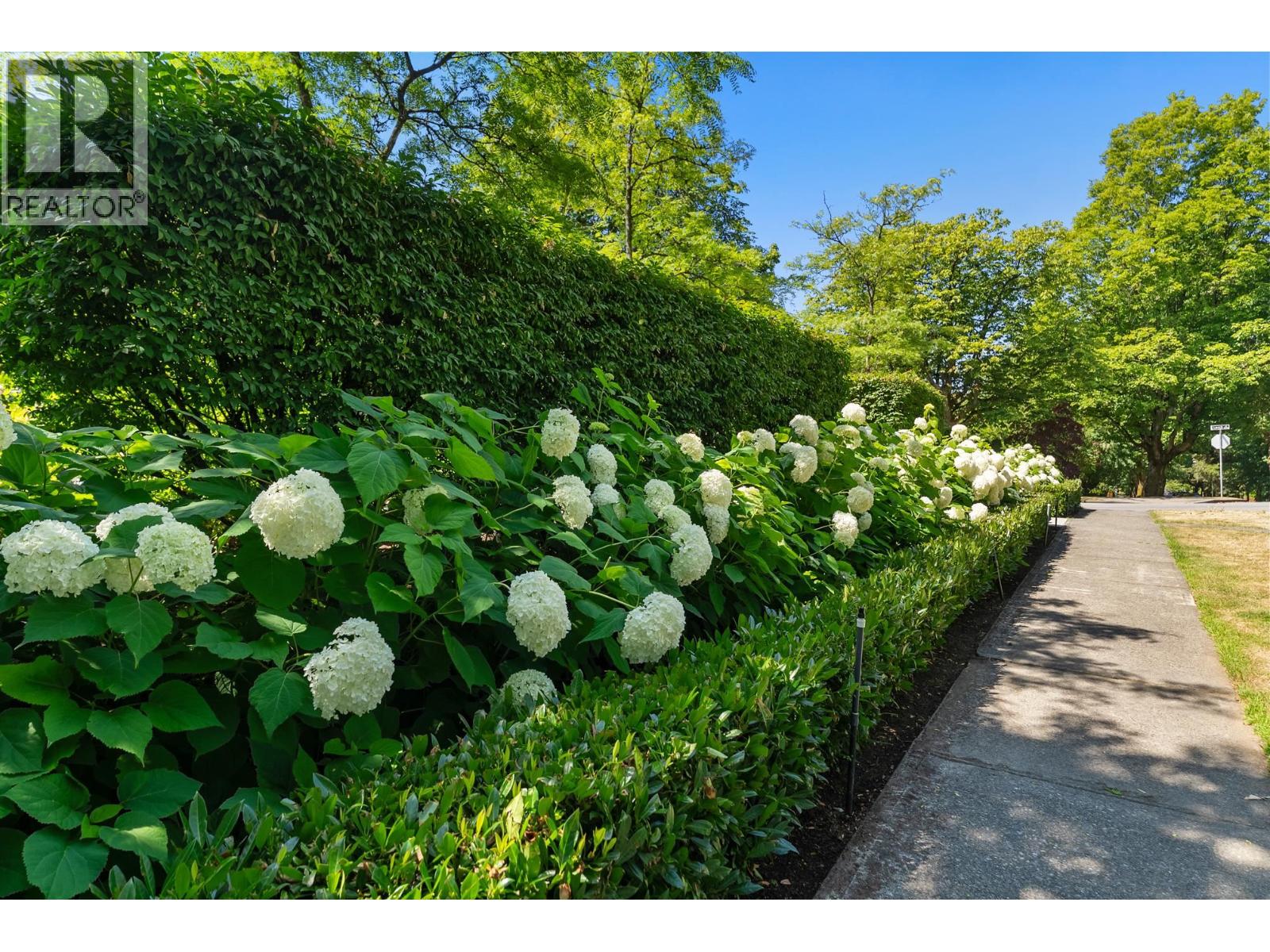 2496 W 36th Avenue, Vancouver, British Columbia  V6M 1L6 - Photo 8 - R3097016