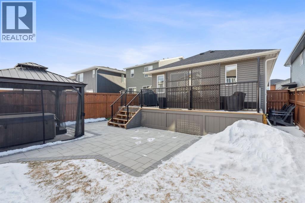 196 Emberside Hollow, Cochrane, Alberta  T4C 2A3 - Photo 22 - A2295300