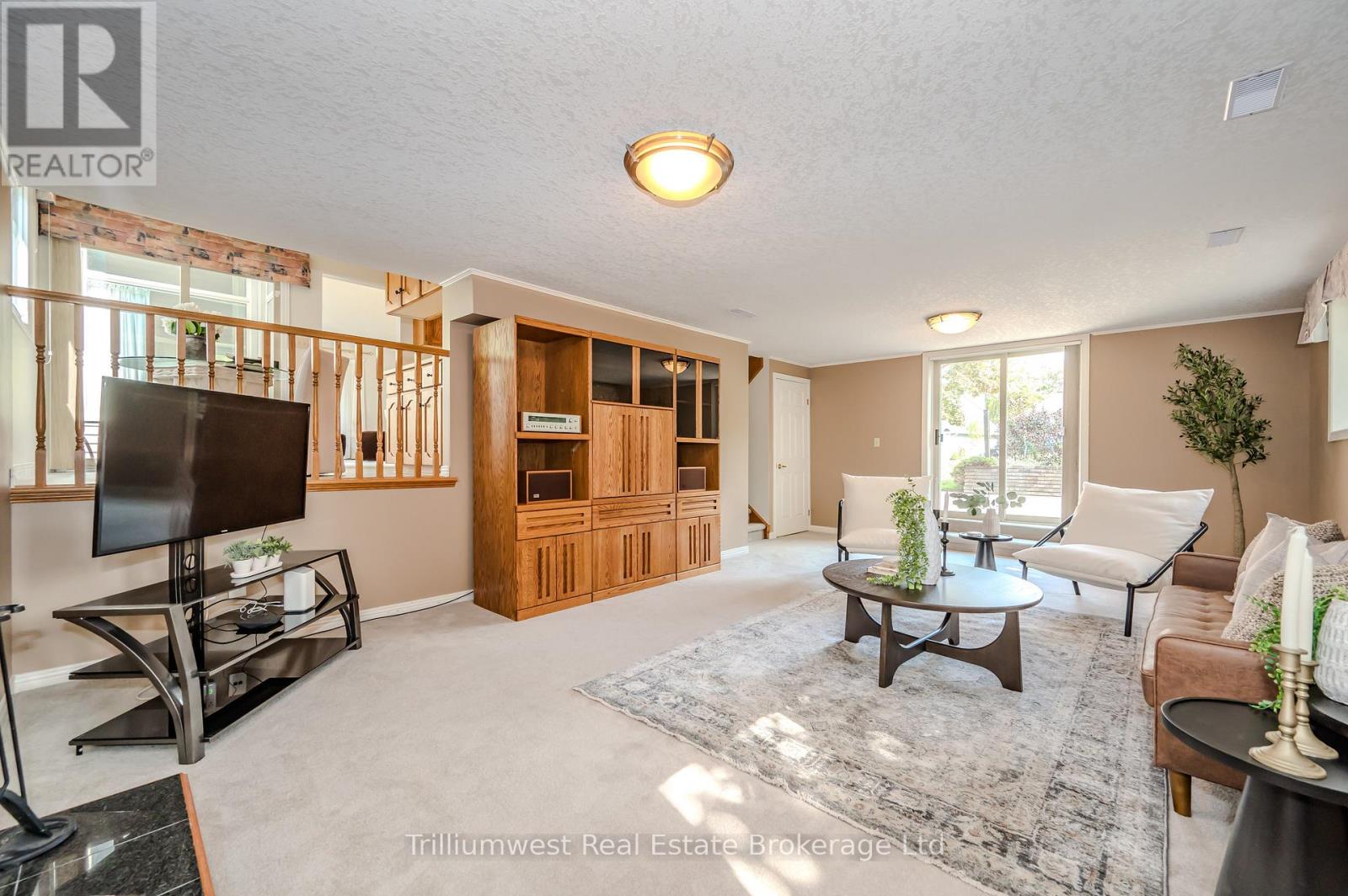 2 Pickwick Place, Guelph, Ontario  N1H 7V8 - Photo 18 - X12489836