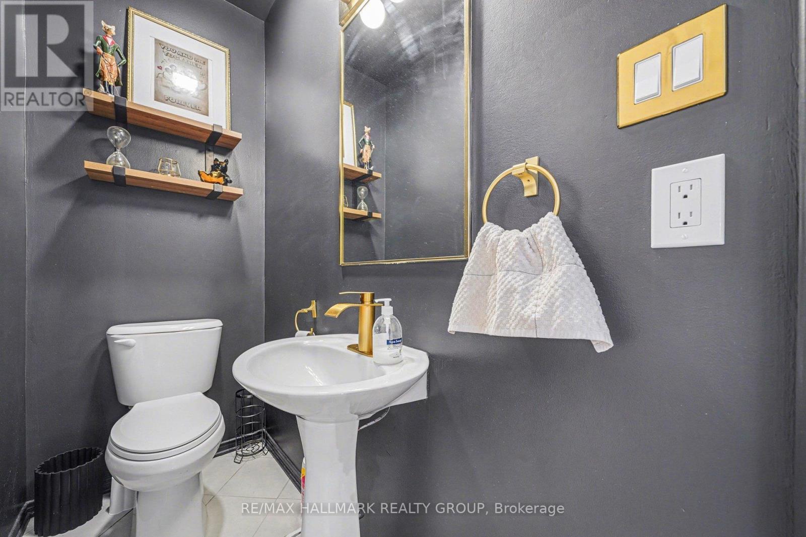 2741 Massicotte Lane, Ottawa, Ontario  K1T 3G9 - Photo 12 - X12907332