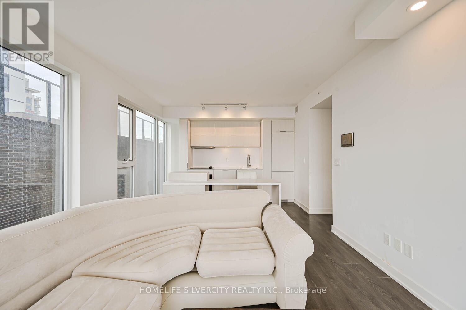 507 - 370 Martha Street, Burlington (Brant), Ontario  L6R 0G9 - Photo 12 - W12810188