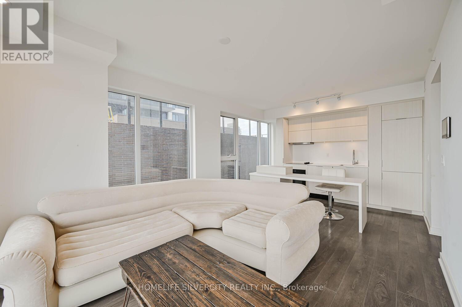 507 - 370 Martha Street, Burlington (Brant), Ontario  L6R 0G9 - Photo 9 - W12810188