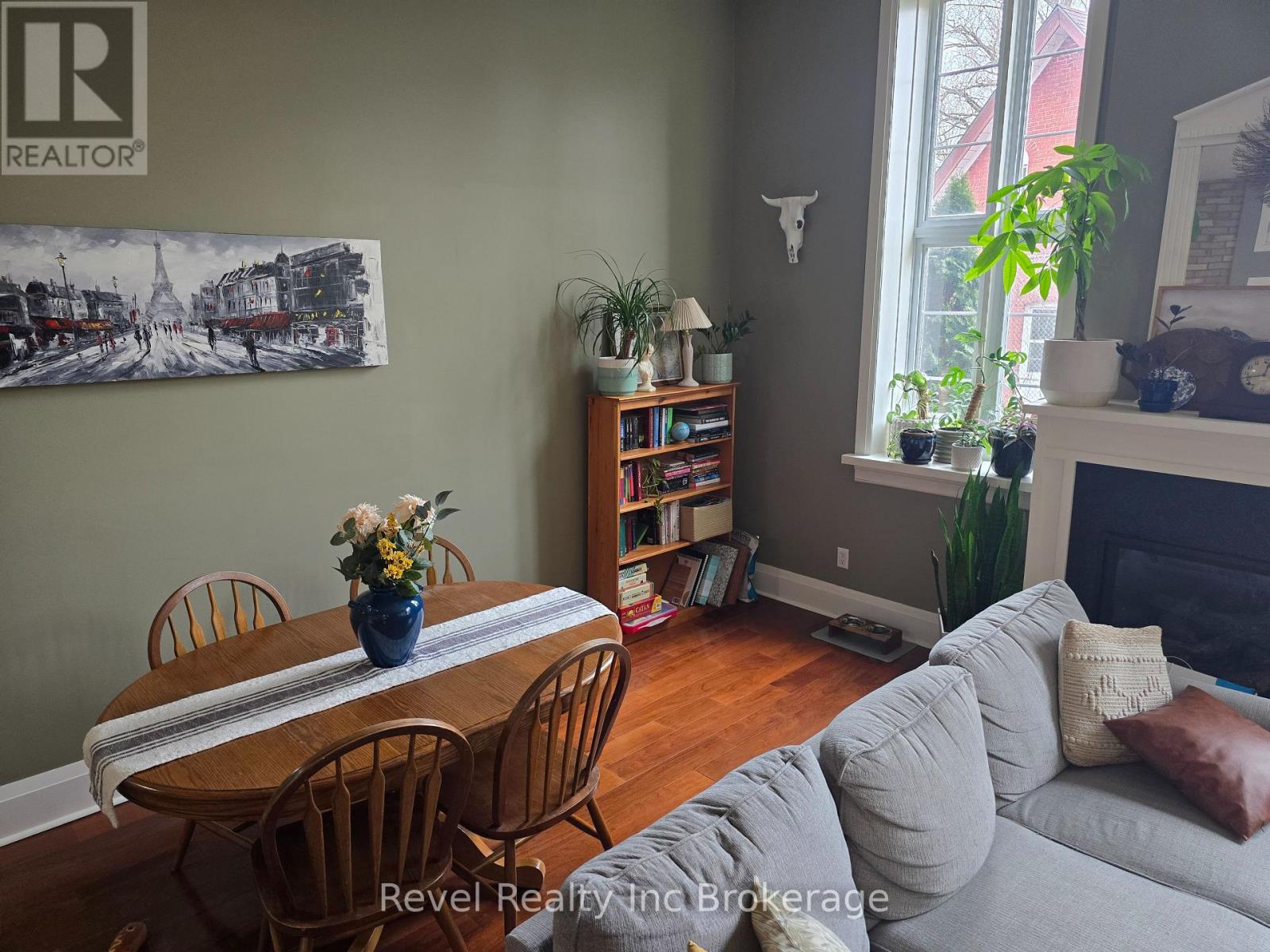 105 - 81 Broadway Street, Woodstock, Ontario  N4S 3A1 - Photo 4 - X12907308