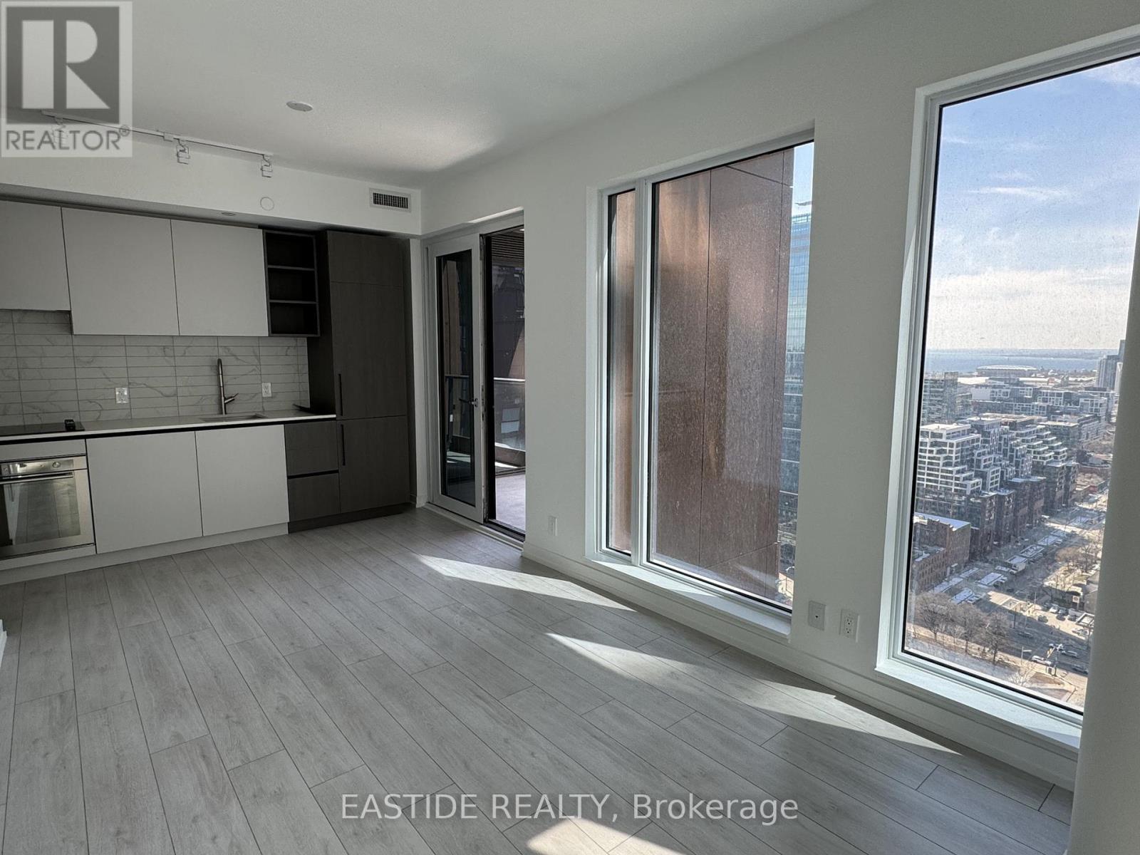 3805 - 55 Mercer Street, Toronto, Ontario  M5V 3W2 - Photo 2 - C12907292