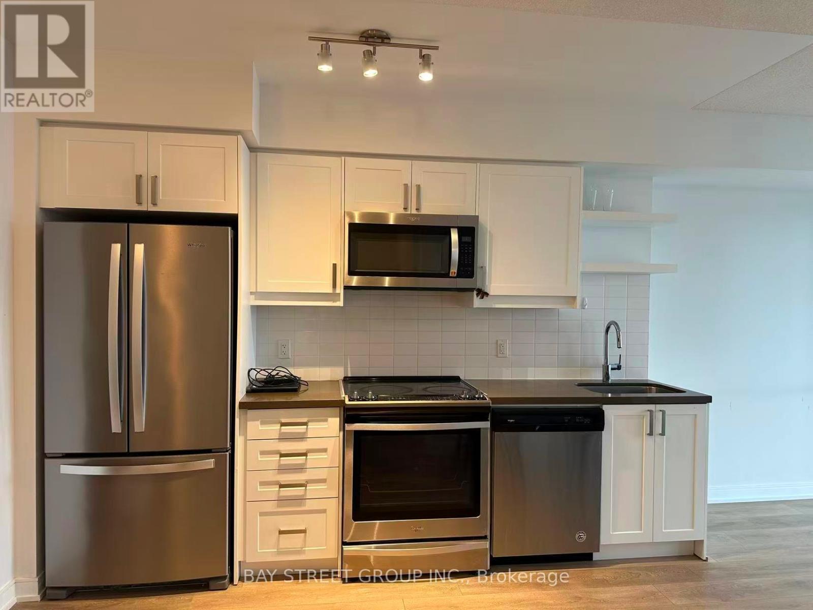 3709 - 50 Wellesley Street E, Toronto, Ontario  M4Y 1A1 - Photo 4 - C12907298