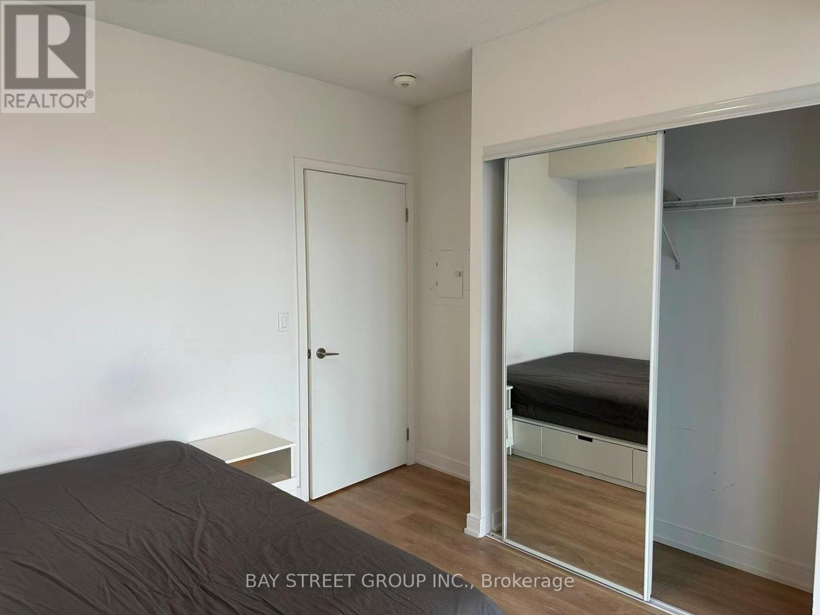 3709 - 50 Wellesley Street E, Toronto, Ontario  M4Y 1A1 - Photo 7 - C12907298