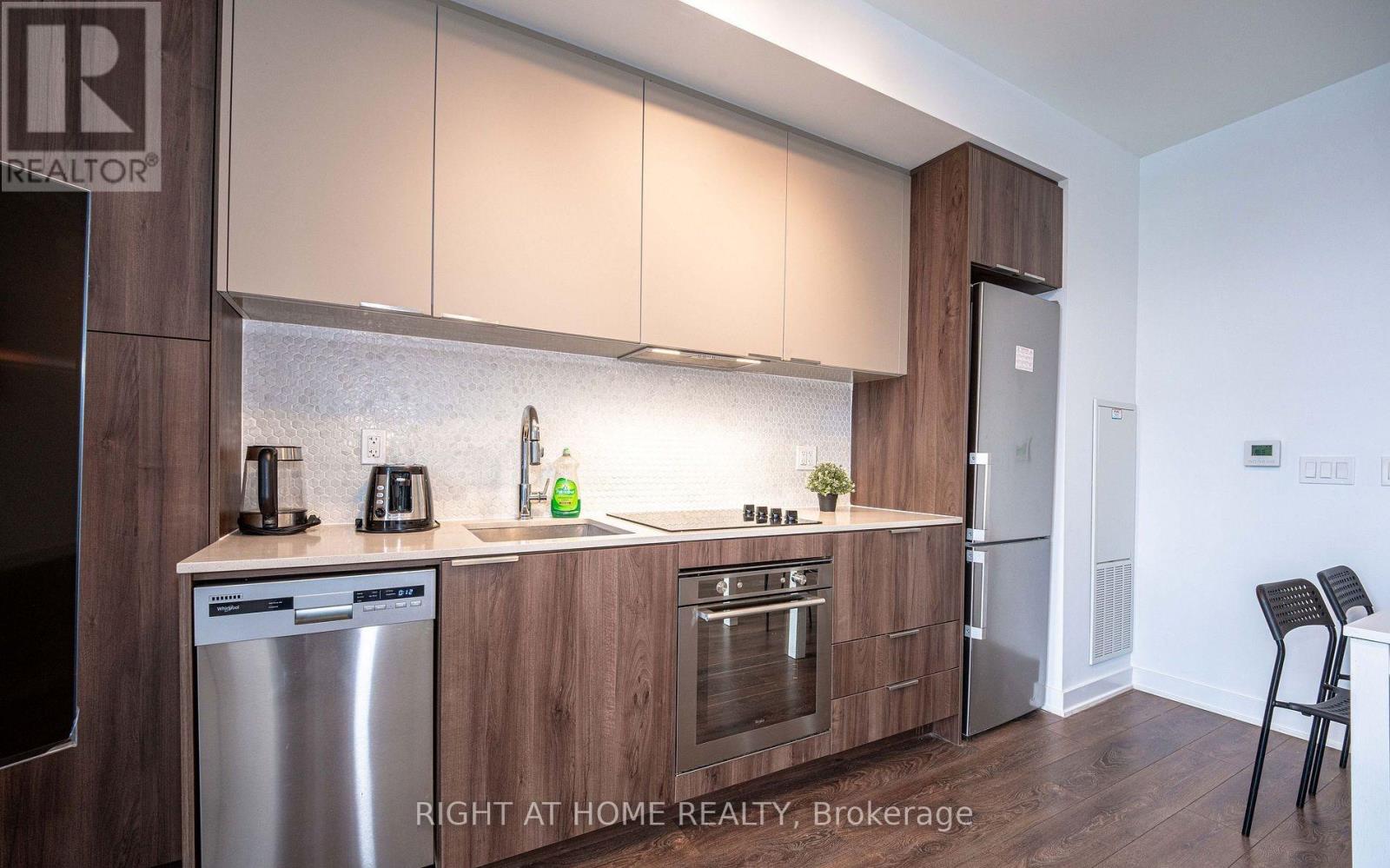 310 - 2 Sonic Way, Toronto, Ontario  M3C 0P2 - Photo 15 - C12907312