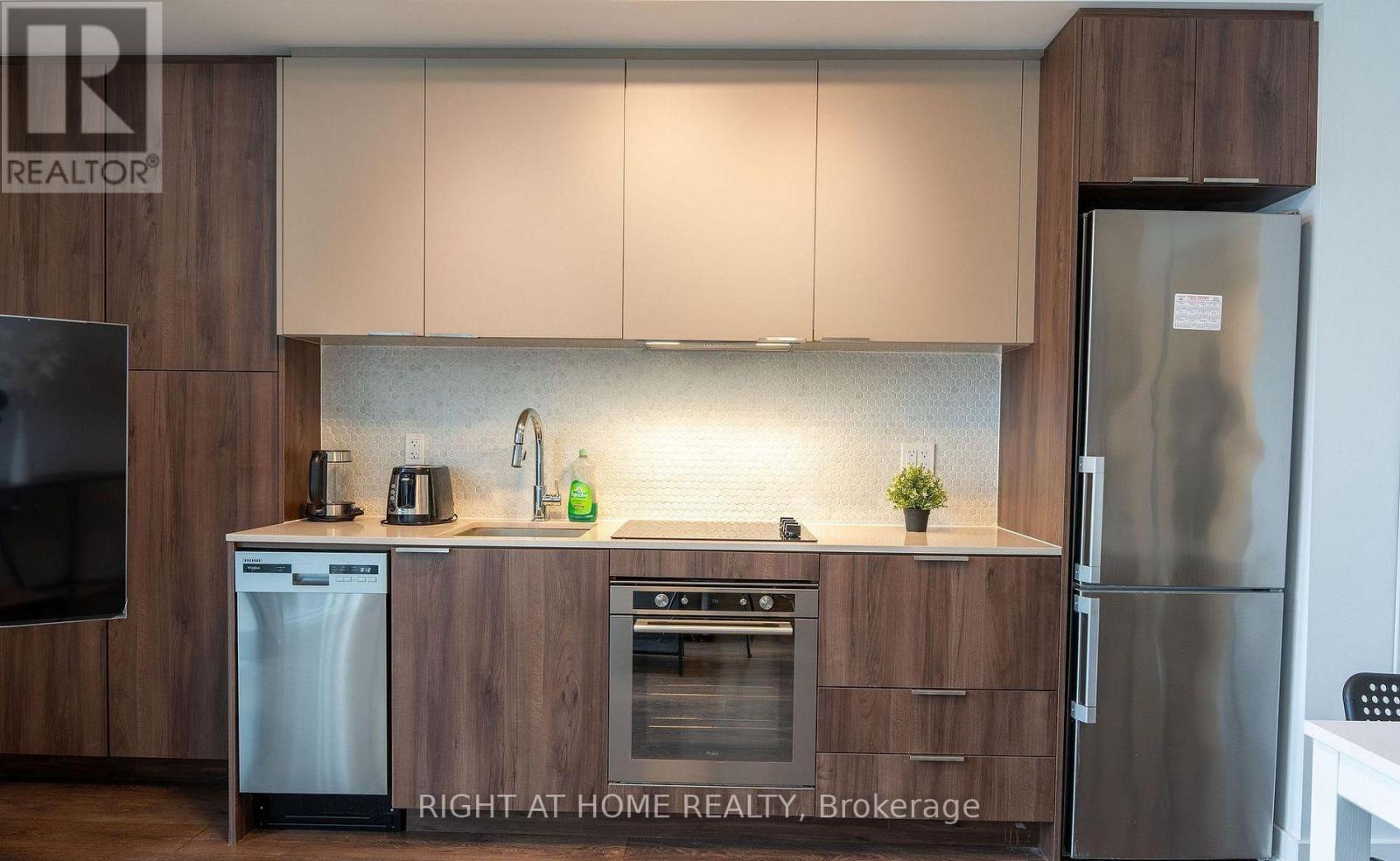 310 - 2 Sonic Way, Toronto, Ontario  M3C 0P2 - Photo 16 - C12907312