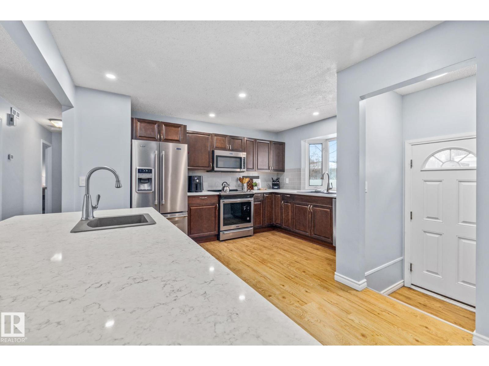 4 Gilmore Av, Sherwood Park, Alberta  T8A 2X8 - Photo 11 - E4478613