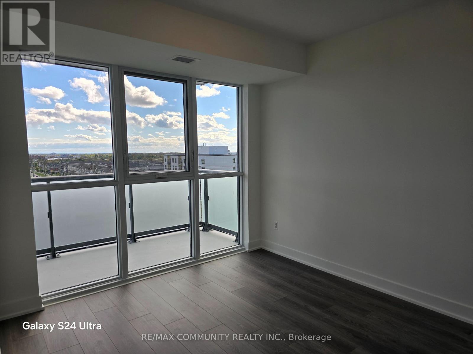 606 - 2545 Simcoe Street N, Oshawa, Ontario  L1L 0W3 - Photo 3 - E12907344