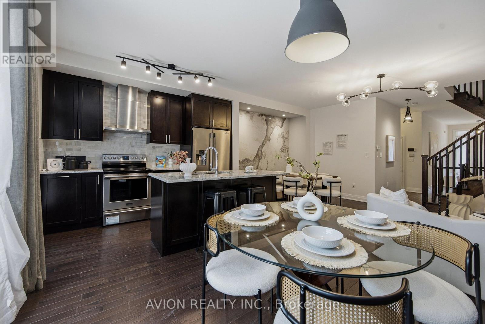 42 Causland Lane, Richmond Hill (Devonsleigh), Ontario L4S 0G5 - Photo 9 - N12907314