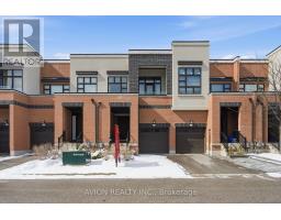 42 CAUSLAND LANE, Richmond Hill, Ontario