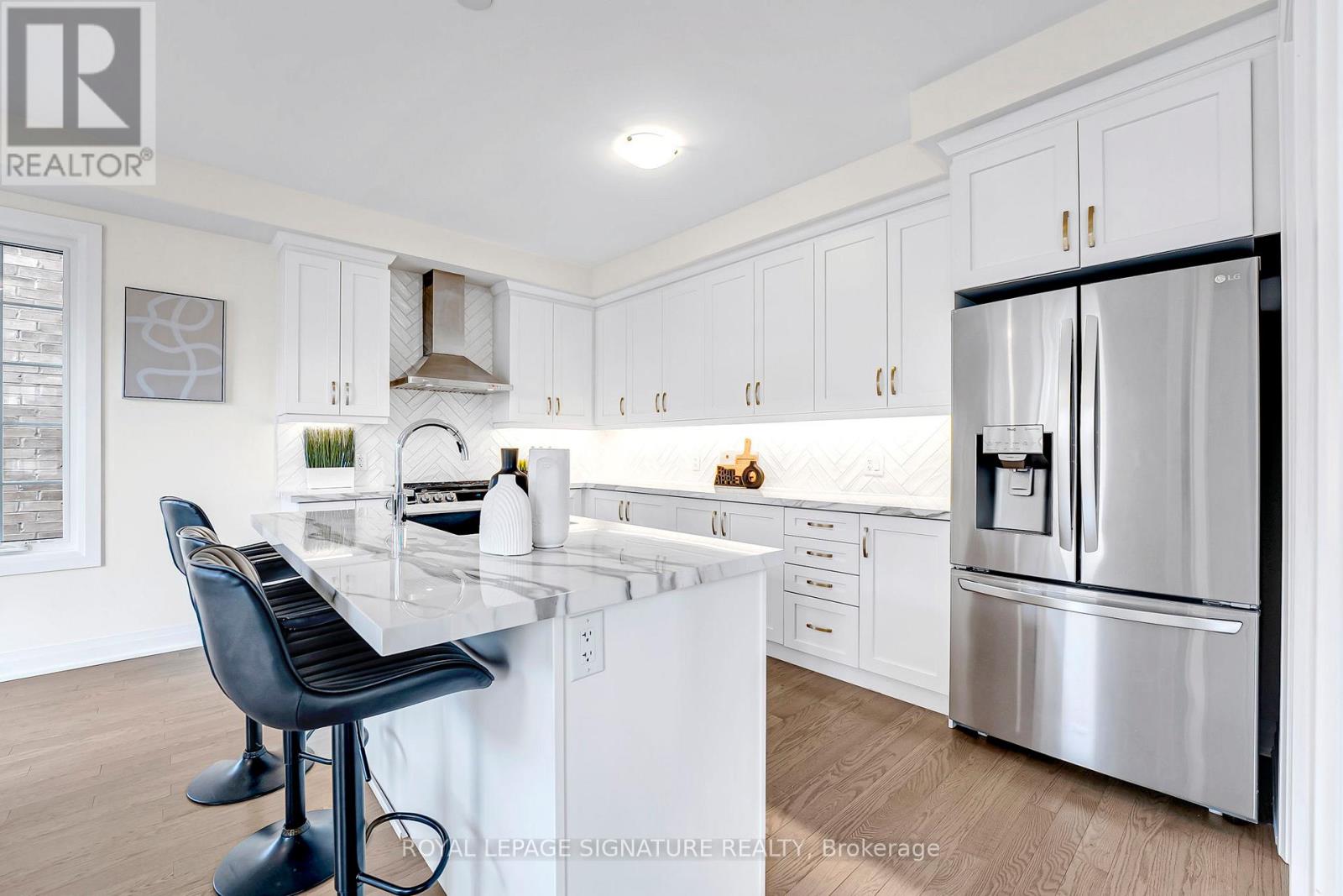 22 Bill Guy Drive, Georgina, Ontario  L4P 0H9 - Photo 21 - N12907320