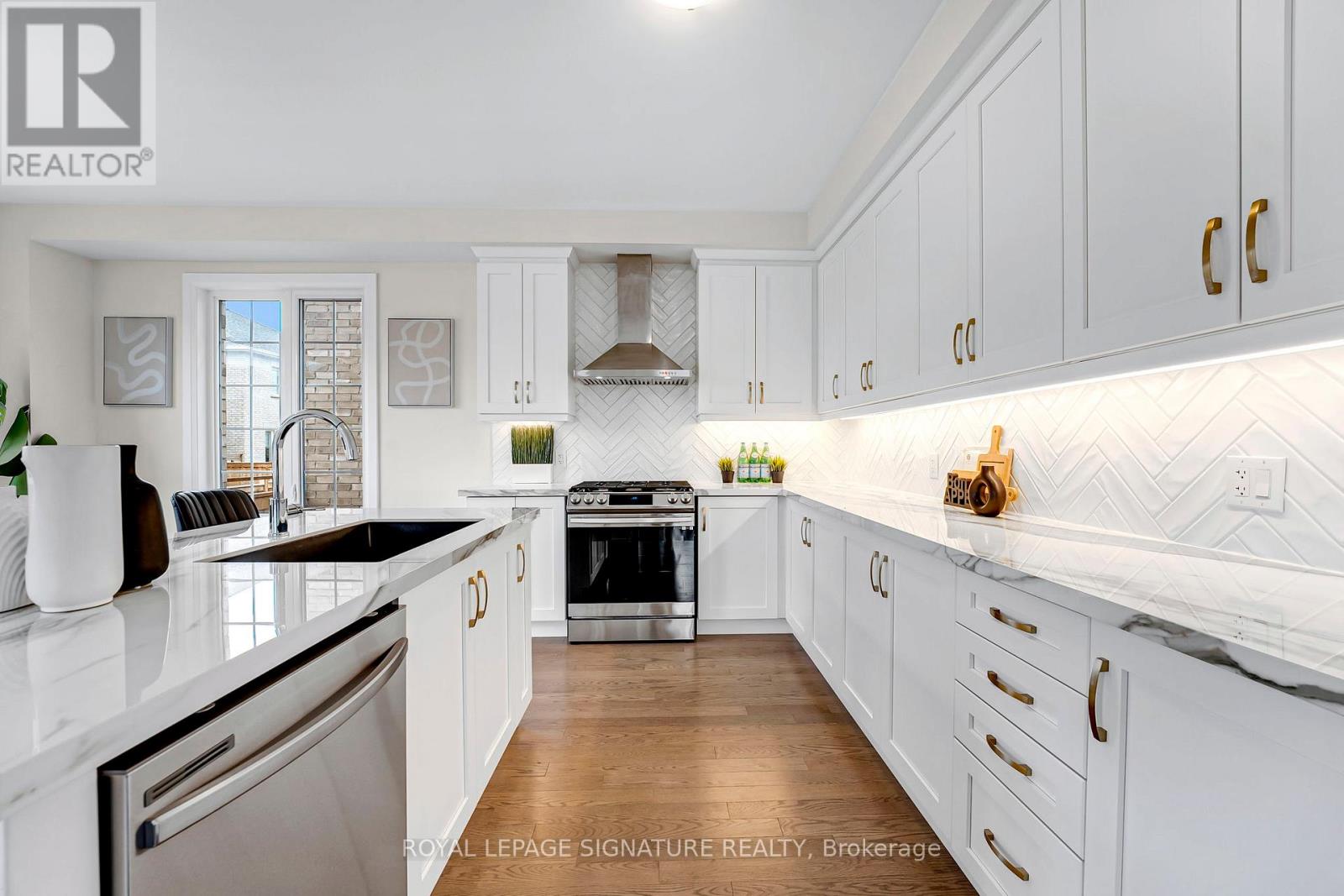 22 Bill Guy Drive, Georgina, Ontario  L4P 0H9 - Photo 22 - N12907320