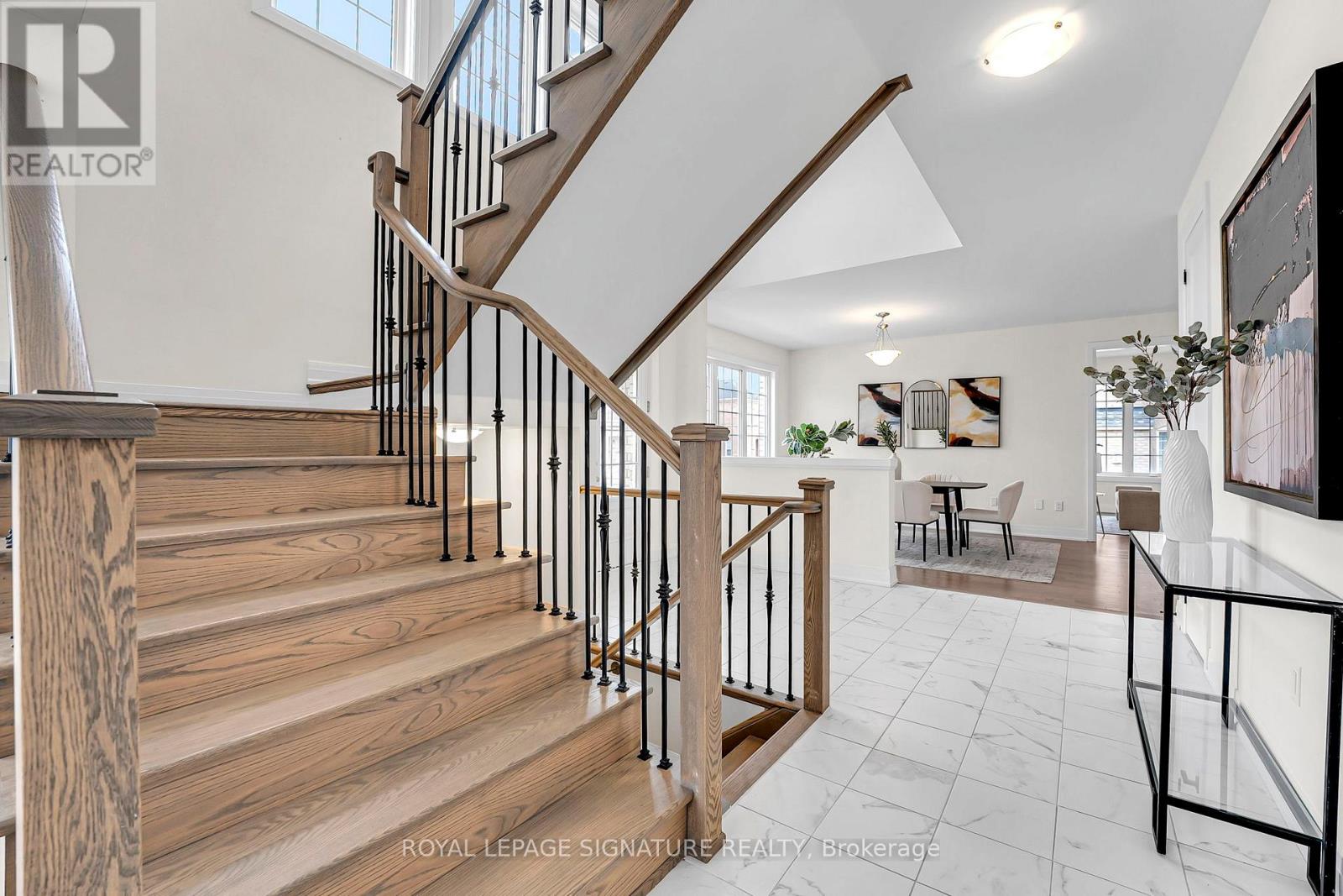 22 Bill Guy Drive, Georgina, Ontario  L4P 0H9 - Photo 8 - N12907320