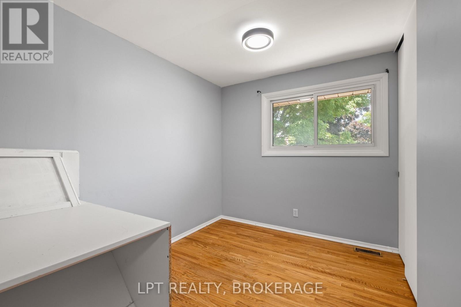 14 Herchmer Crescent, Kingston, Ontario  K7M 2V9 - Photo 19 - X12720820