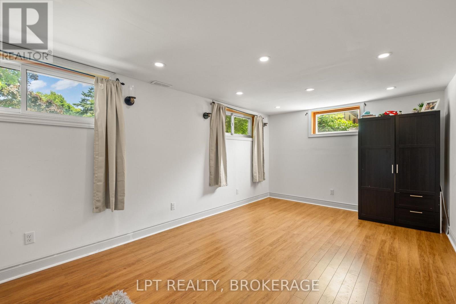 14 Herchmer Crescent, Kingston, Ontario  K7M 2V9 - Photo 25 - X12720820