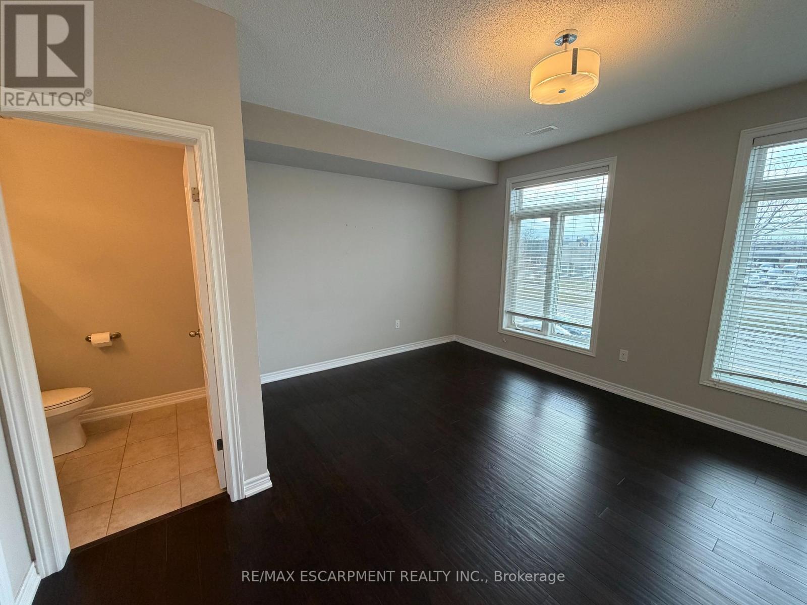 4165 Palermo Common, Burlington, Ontario  L7L 0G7 - Photo 10 - W12907310