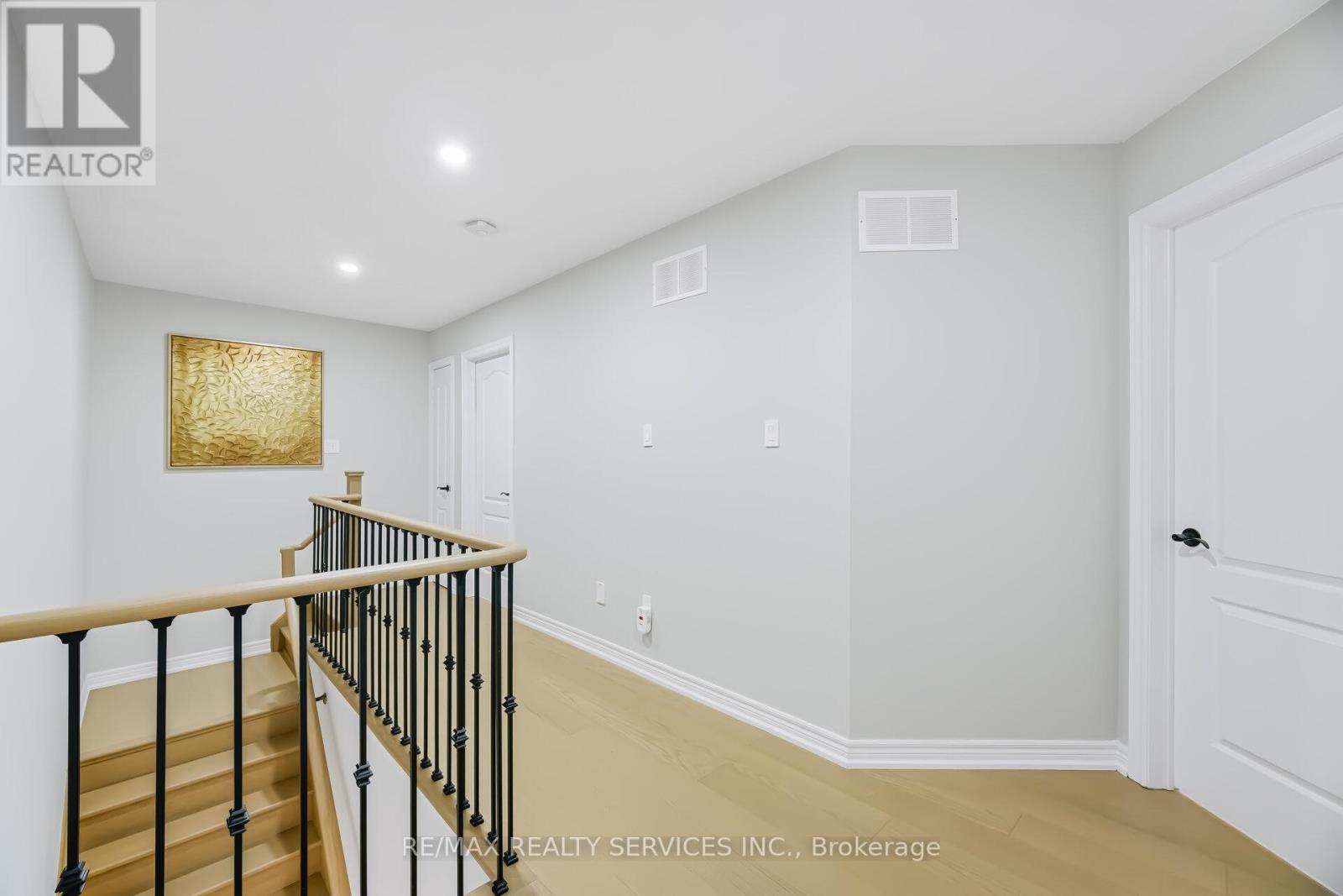 158 Southlake Boulevard, Brampton, Ontario  L6V 4S3 - Photo 22 - W12907318